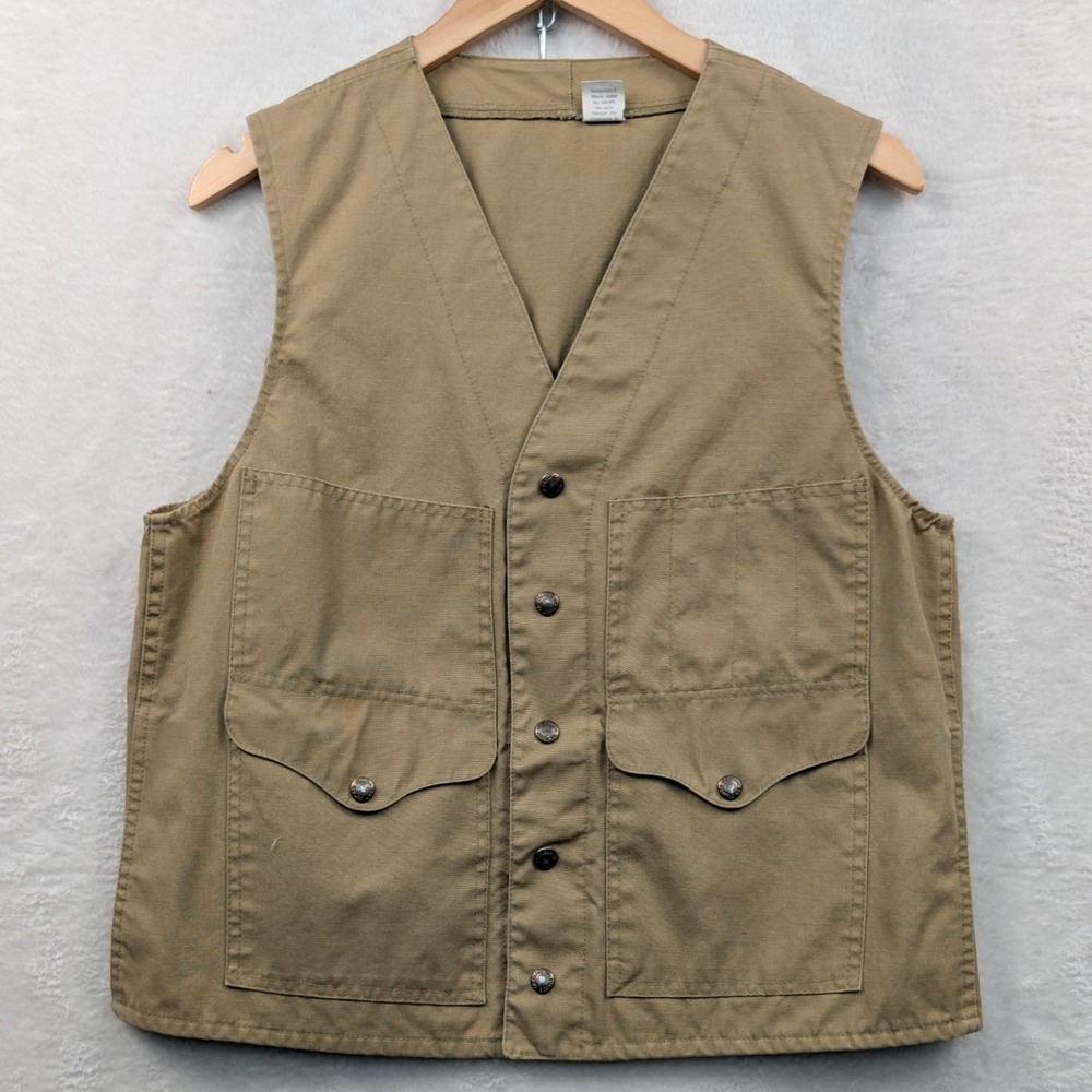 VTG Filson Vest Mens M Tan Khaki Canvas Button-Front Utility Hunting Fishing 90s